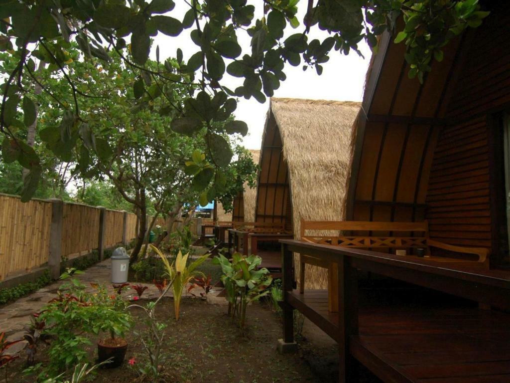 Omah Gili Hotel غيلي آير المظهر الخارجي الصورة