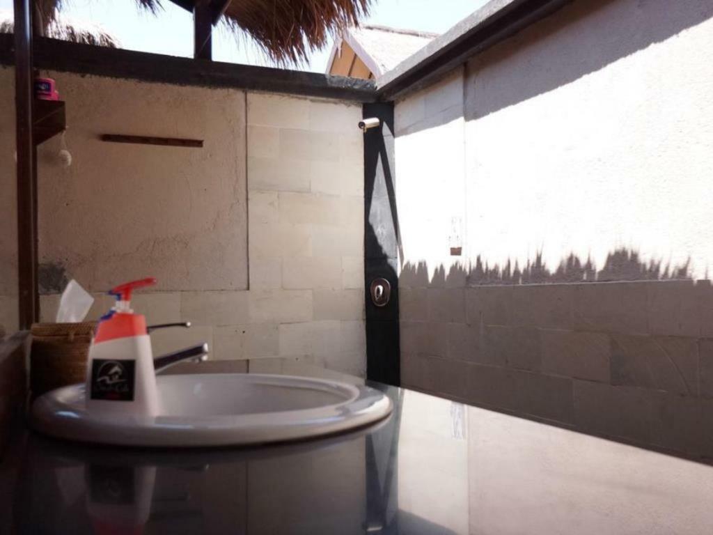 Omah Gili Hotel غيلي آير المظهر الخارجي الصورة